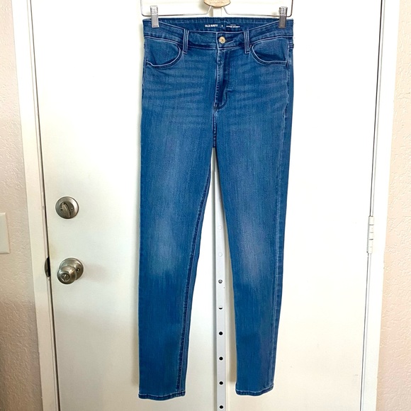 Old Navy High Rise Super Skinny Jeans - Picture 1 of 4